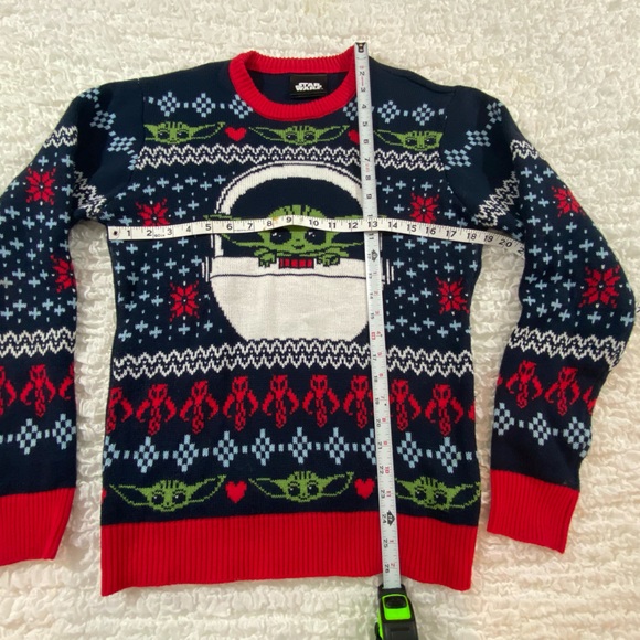 💥HP Holiday Grogu original Stars wars and mandalorian sweater by GeekNet S - Picture 4 of 9